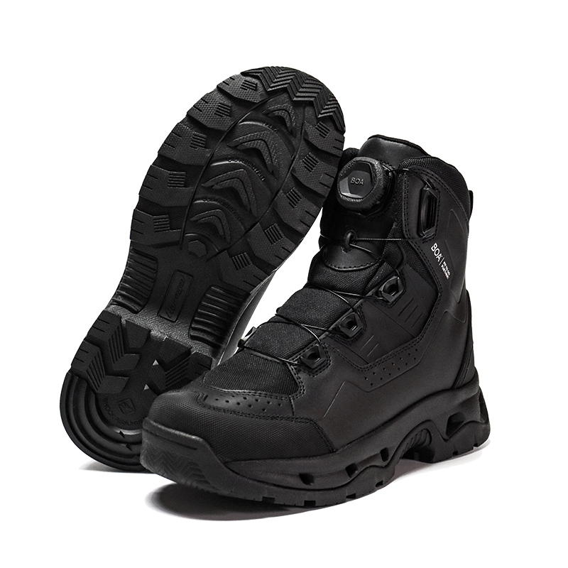 Тыныс алатын сэндвичпен қапталған полиция етіктері